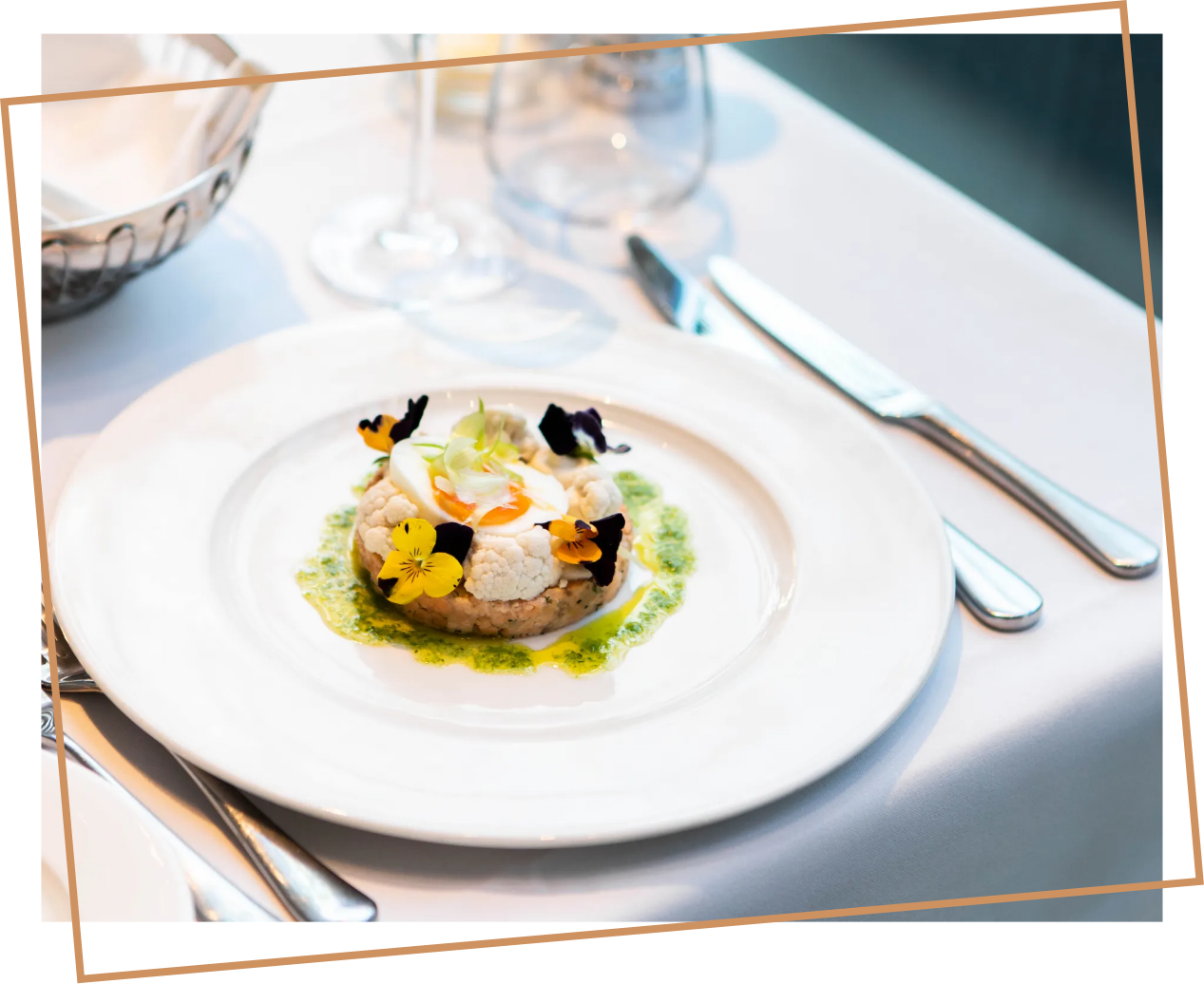 Content block with image on right